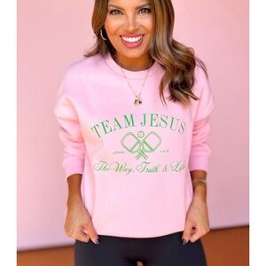 NWT -SSYS Team Jesus
Scripture  Oversized Crewneck Sweatshirt In Baby Pink L
